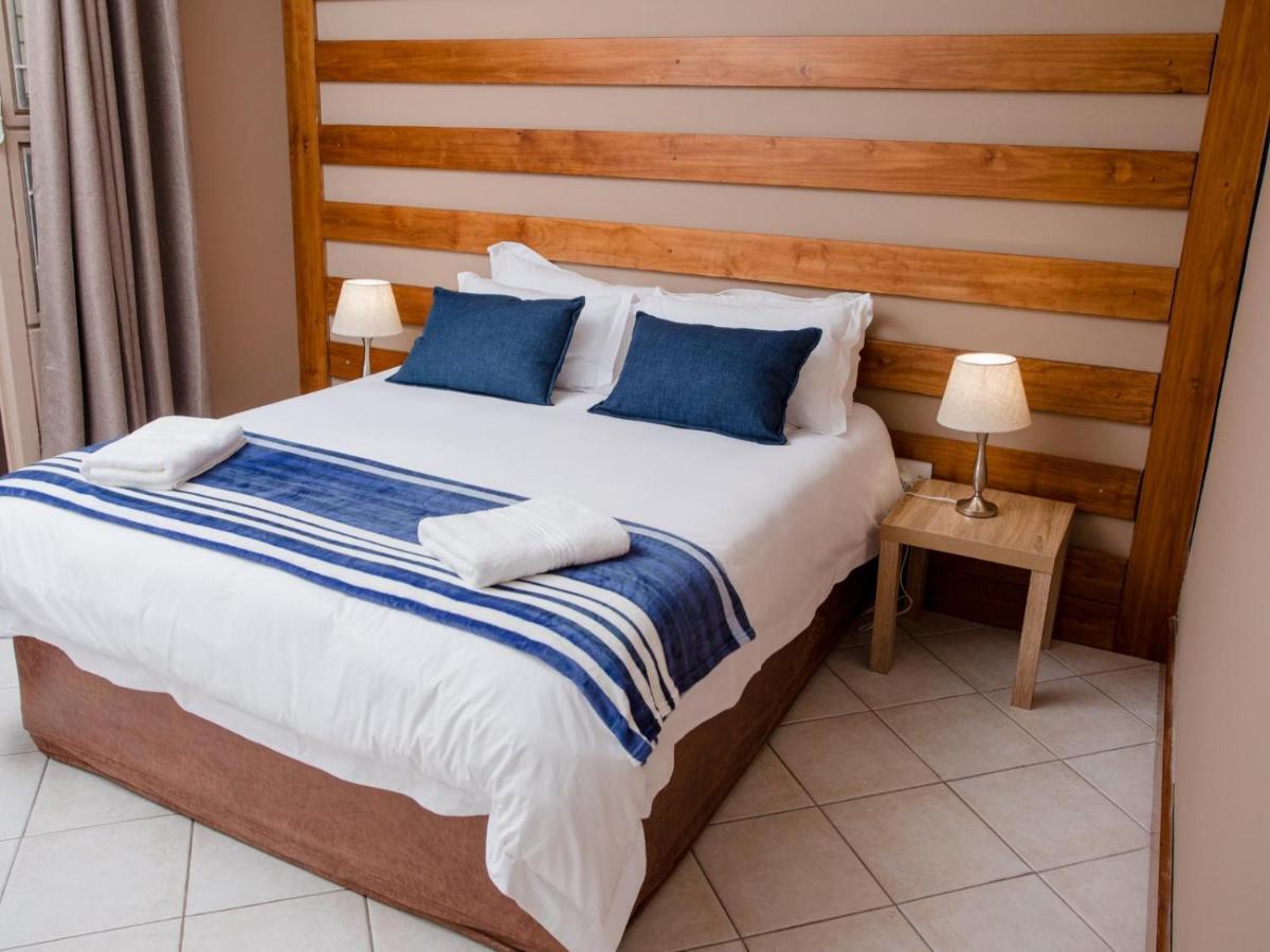 4 Gazelle Guesthouse Нелспрёйт Экстерьер фото