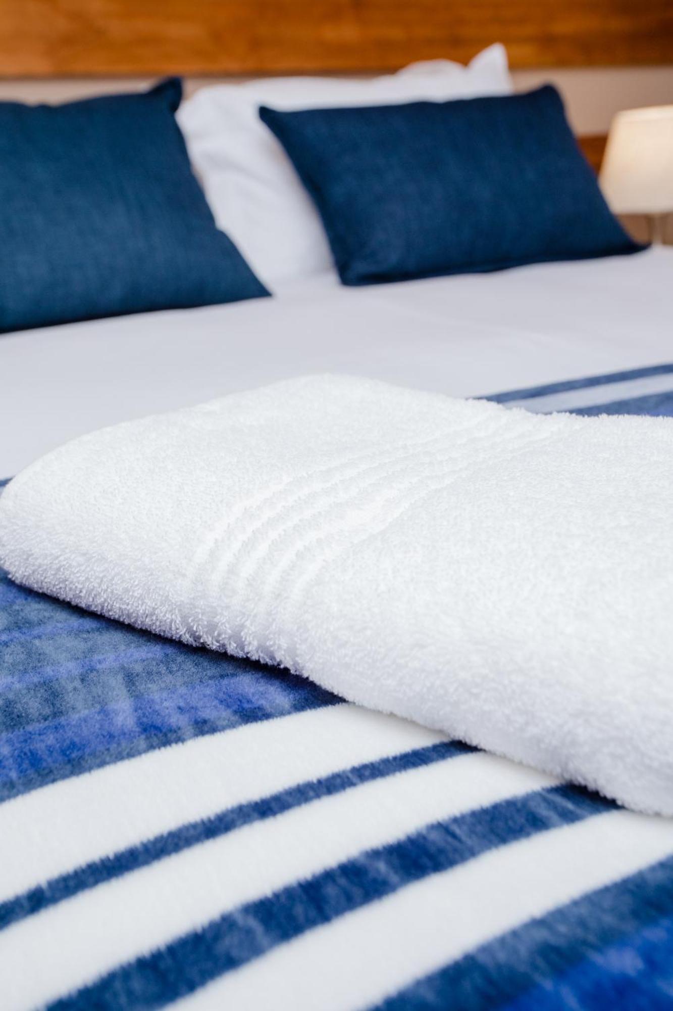 4 Gazelle Guesthouse Нелспрёйт Экстерьер фото